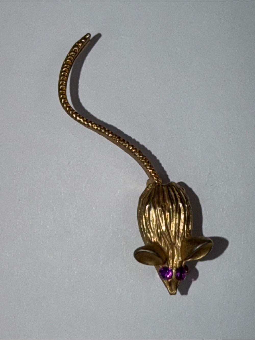 Gold Mouse pin with Purple Crystal Eyes and wiggle tail ;)